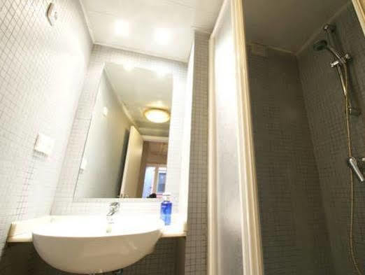 Borne Lofts Apartment Barcelona Luaran gambar